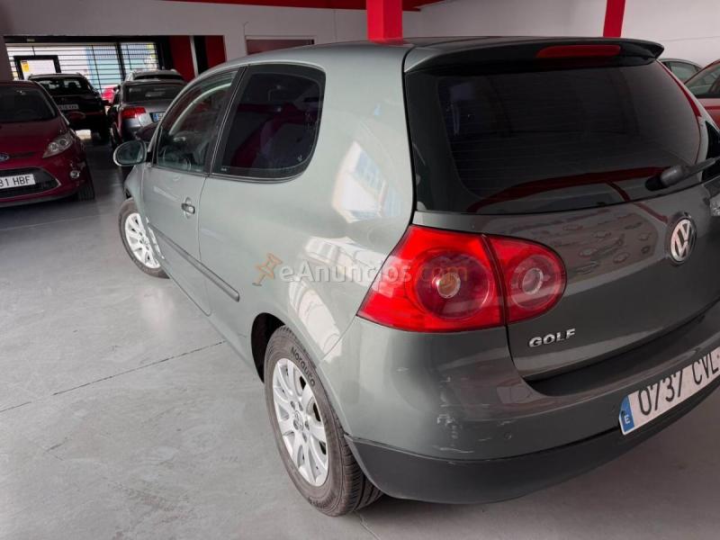 Volkswagen Golf 3p Highline 2.0 TDI 140 CV Volkswagen Golf 2.0 TDI 140 CV,