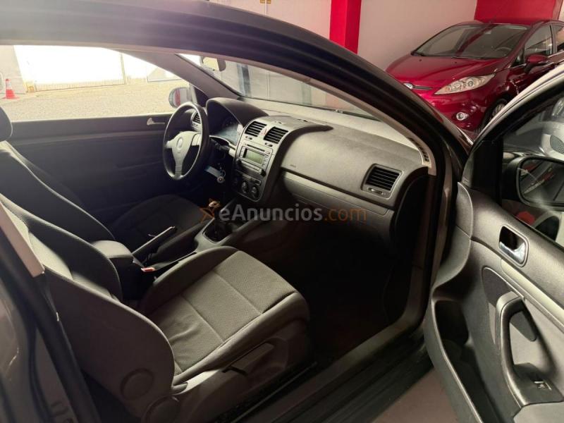 Volkswagen Golf 3p Highline 2.0 TDI 140 CV Volkswagen Golf 2.0 TDI 140 CV,