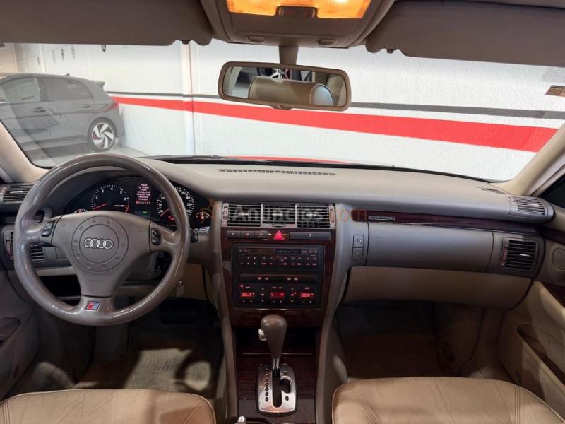 Audi a8 3.7 quattro tiptronic