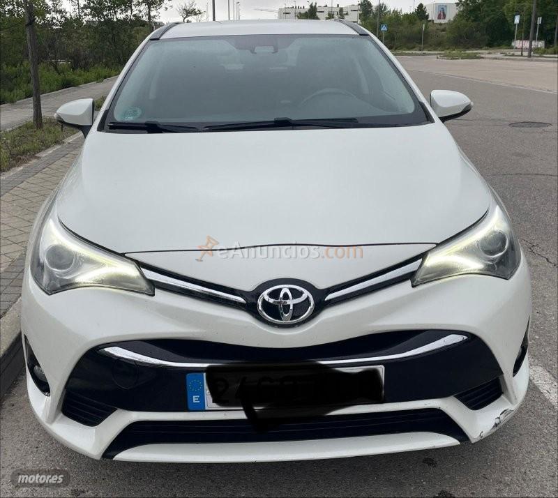Toyota Avensis TOYOTA AVENSIS 2.0D 150 CV ADVANCE TOURING SPORT de 2017 con 172.435 Km por 11.500 EUR. en Madrid