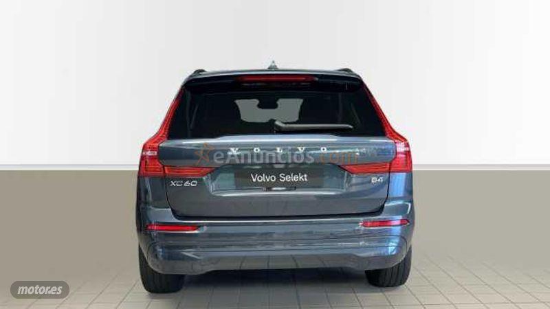 Volvo XC 60 2.0 B4 D CORE AUTO 197 CV de 2022 con 138.966 Km por 31.900 EUR. en A Coruna