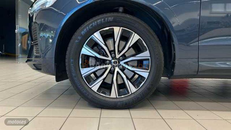 Volvo XC 60 2.0 B4 D CORE AUTO 197 CV de 2022 con 138.966 Km por 31.900 EUR. en A Coruna