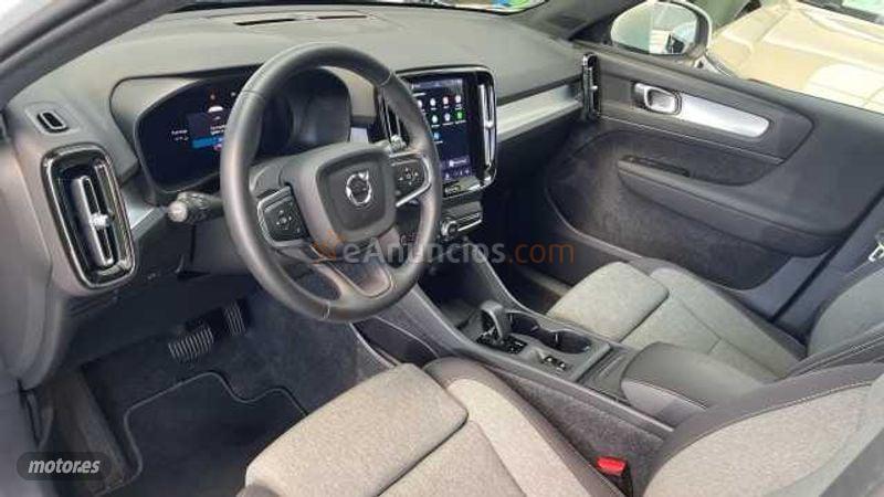 Volvo XC40 B3 MHEV CORE DCT 5P de 2026 con 29.015 Km por 34.400 EUR. en Guipuzcoa