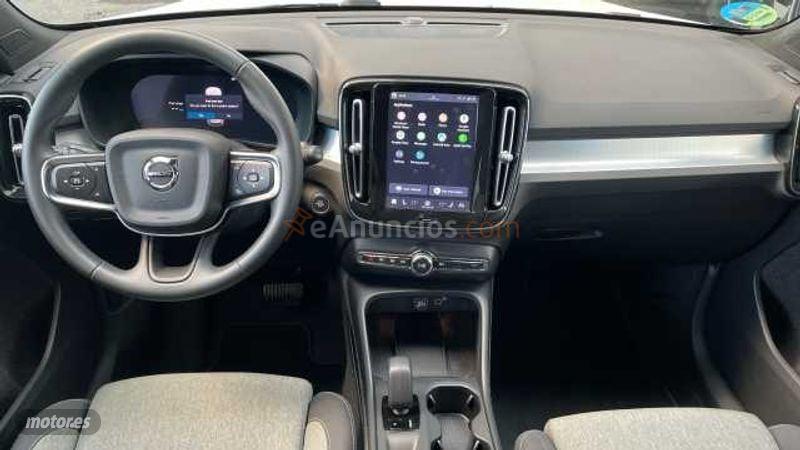 Volvo XC40 B3 MHEV CORE DCT 5P de 2026 con 29.015 Km por 34.400 EUR. en Guipuzcoa