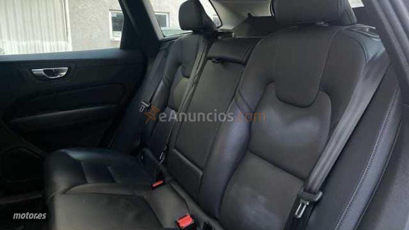 Volvo XC 60 2.0 B4 D CORE AUTO 5P de 2023 con 91.307 Km por 33.890 EUR. en Guipuzcoa