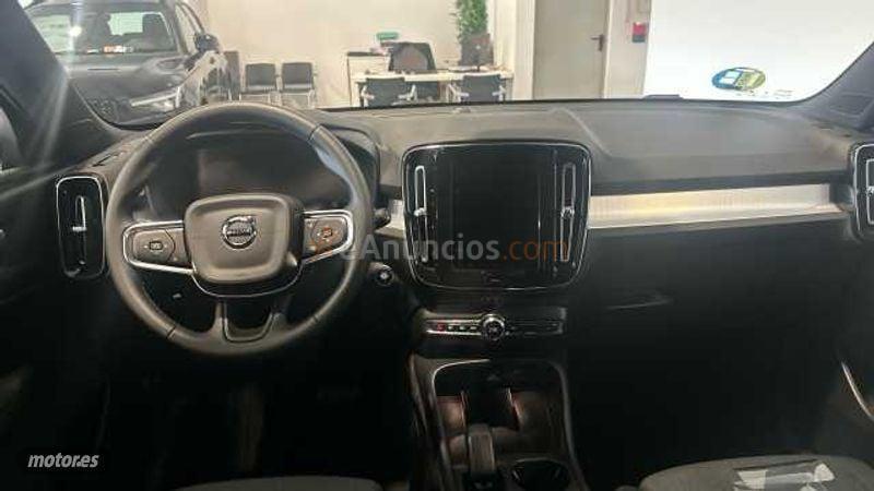 Volvo XC40 XC40 Core, B3, Gasolina de 2026 con 15.293 Km por 35.900 EUR. en Barcelona