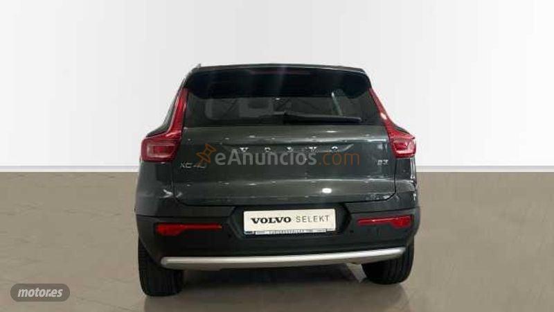 Volvo XC40 XC40 Core, B3, Gasolina de 2026 con 15.293 Km por 35.900 EUR. en Barcelona