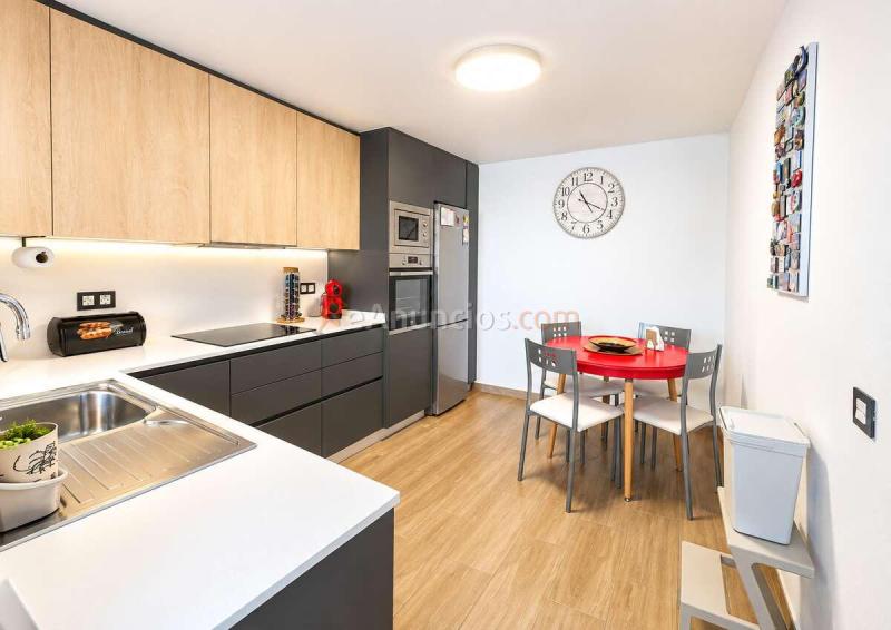 Impecable duplex con plaza de garaje y trastero