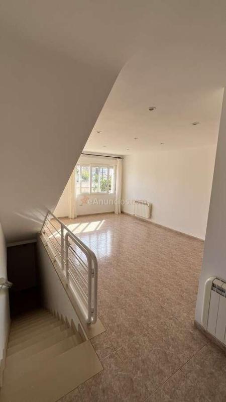 Exclusivo chalet independiente con piscina privada en El Saldonar, Vinars – A 200 m de la playa y con supermercado a 4 min a pie.