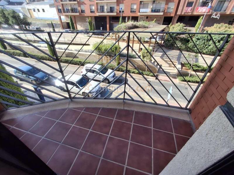 SE VENDE PISO EN AVENIDA 1 DE JULIO