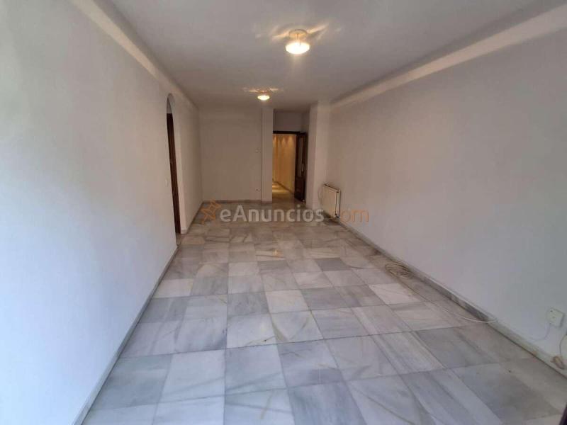 SE VENDE PISO EN AVENIDA 1 DE JULIO
