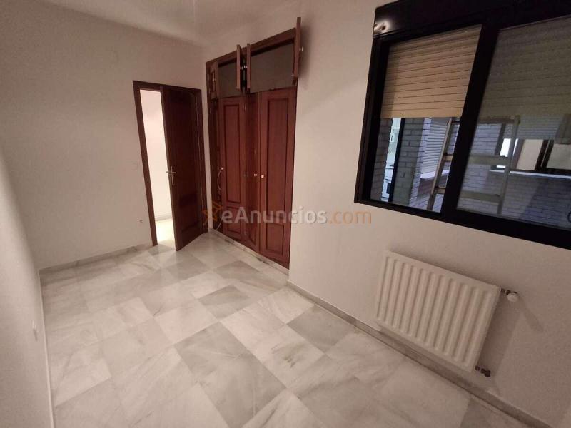 SE VENDE PISO EN AVENIDA 1 DE JULIO