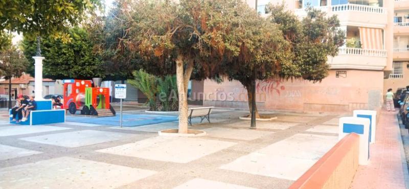 Alquiler local oficina 120 m2 Torrevieja