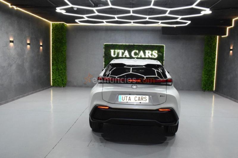 Toyota C-HR HYBRID ADVANCE 1.8 140CV E-CVT