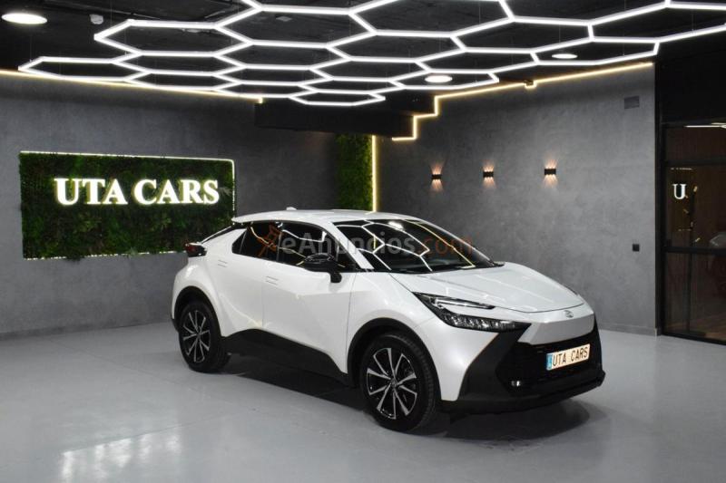Toyota C-HR HYBRID ADVANCE 1.8 140CV E-CVT