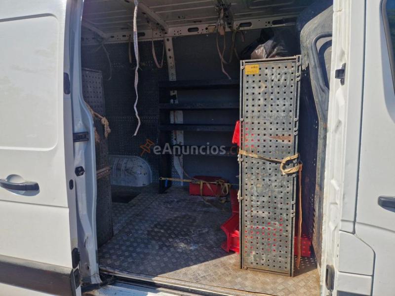 Renault Master L2H2 135 CV 3300 TALLER CON BACA Y ENGANCHE