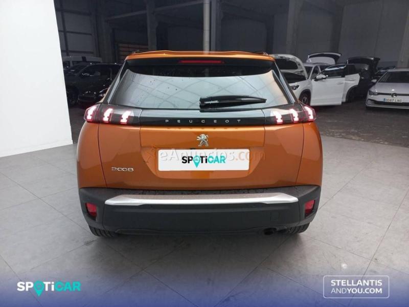 Peugeot 2008   Puretech 100 S&S BVM6 Allure