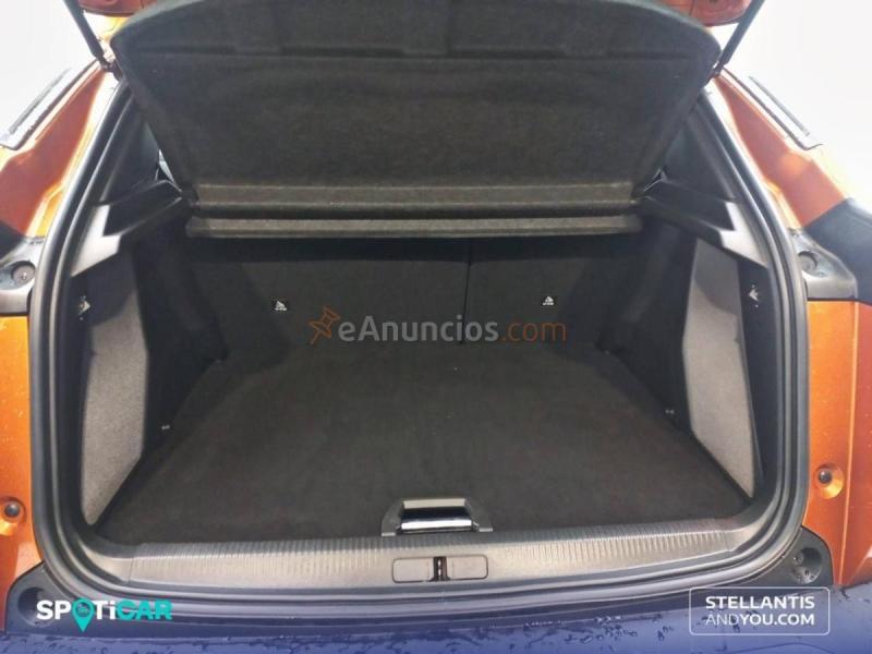Peugeot 2008   Puretech 100 S&S BVM6 Allure