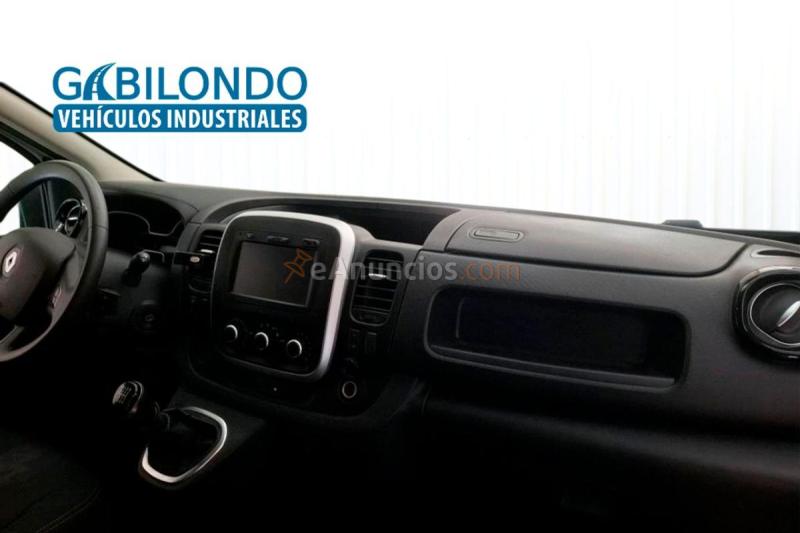 Renault Trafic Furgón L2H2 2.0 dCi