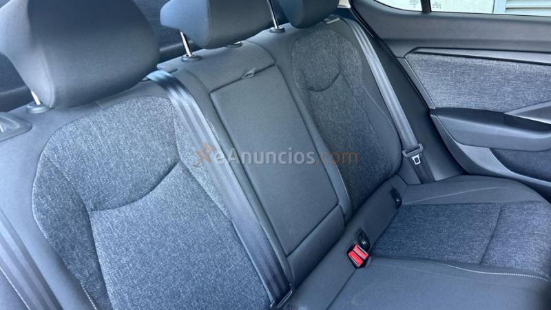Skoda Superb 2.0 TDI 110KW DSG ESSENCE 150 5P