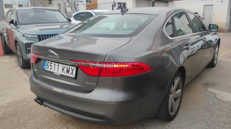 Jaguar XF 2.0D 132kW (180CV) Prestige Auto 