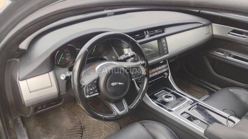 Jaguar XF 2.0D 132kW (180CV) Prestige Auto 