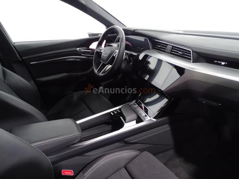 Audi Q8 e-tron S line 55 quattro 300 kW (408 CV)