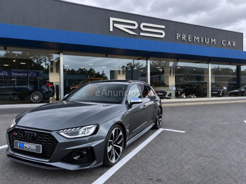 Audi A4 RS4 Avant 