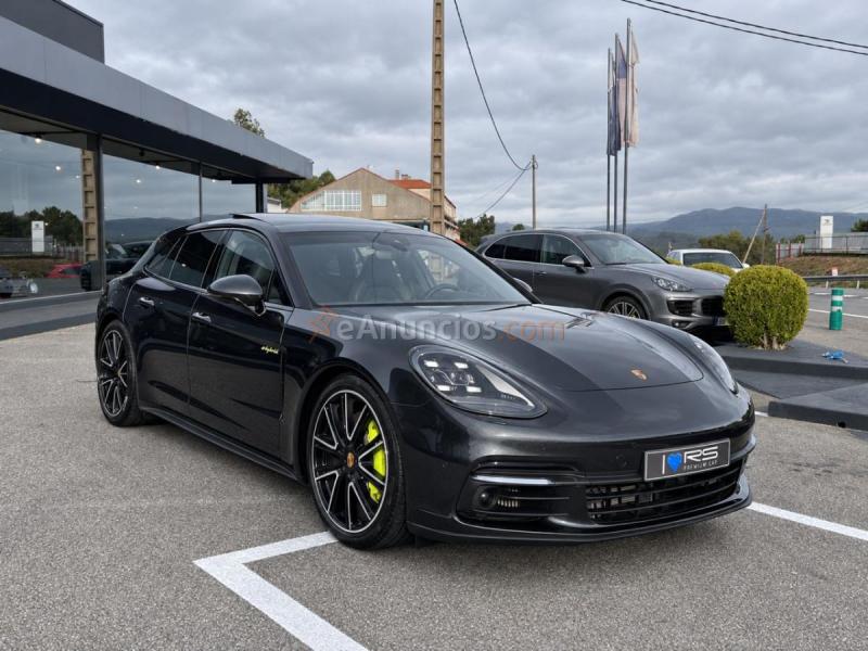 Porsche Panamera 4 E-Hybrid Sport Turismo 