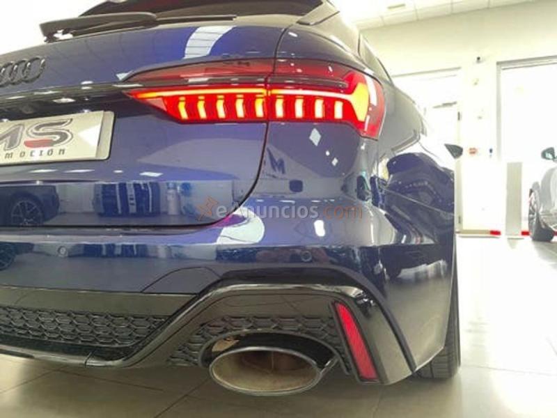 AUDI A6 RS 6 Avant TFSI quattro