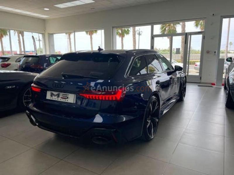 AUDI A6 RS 6 Avant TFSI quattro