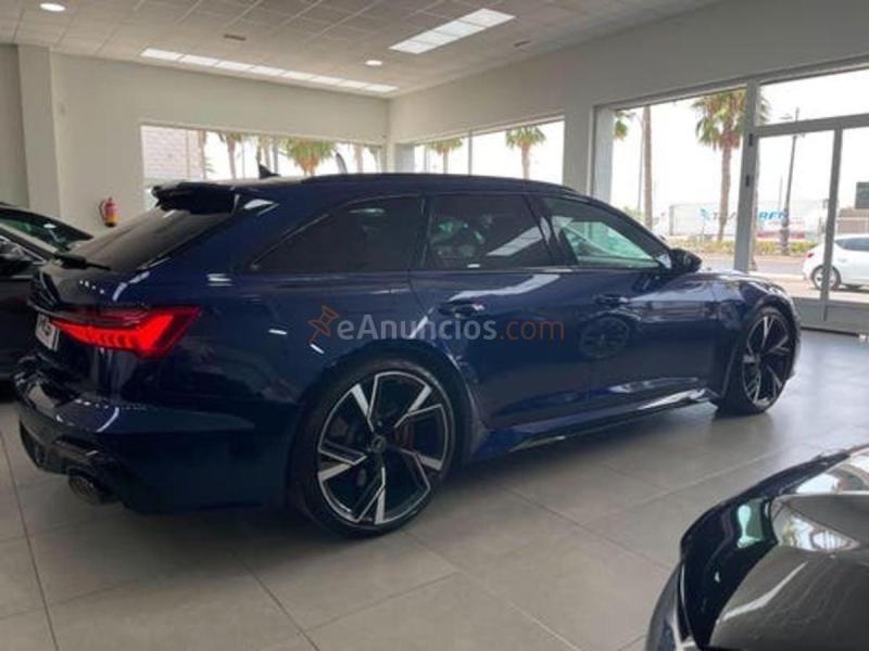 AUDI A6 RS 6 Avant TFSI quattro