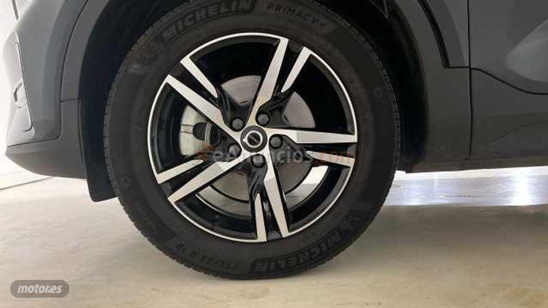 Volvo XC40 XC40 Plus, B3 Mild hybrid, Gasolina, Dark de 2026 con 25.723 Km por 36.900 EUR. en Asturias