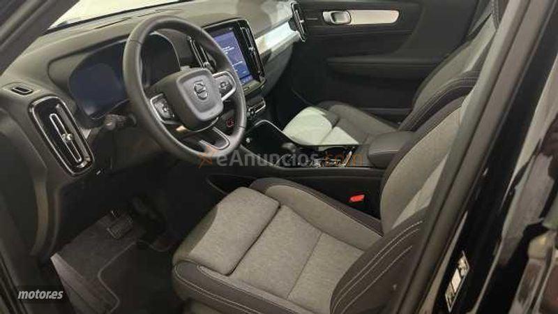 Volvo XC40 XC40 Plus, B3 Mild hybrid, Gasolina, Dark de 2026 con 25.723 Km por 36.900 EUR. en Asturias