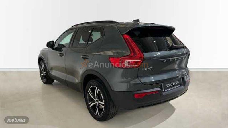 Volvo XC40 XC40 Plus, B3 Mild hybrid, Gasolina, Dark de 2026 con 11.073 Km por 37.900 EUR. en Asturias