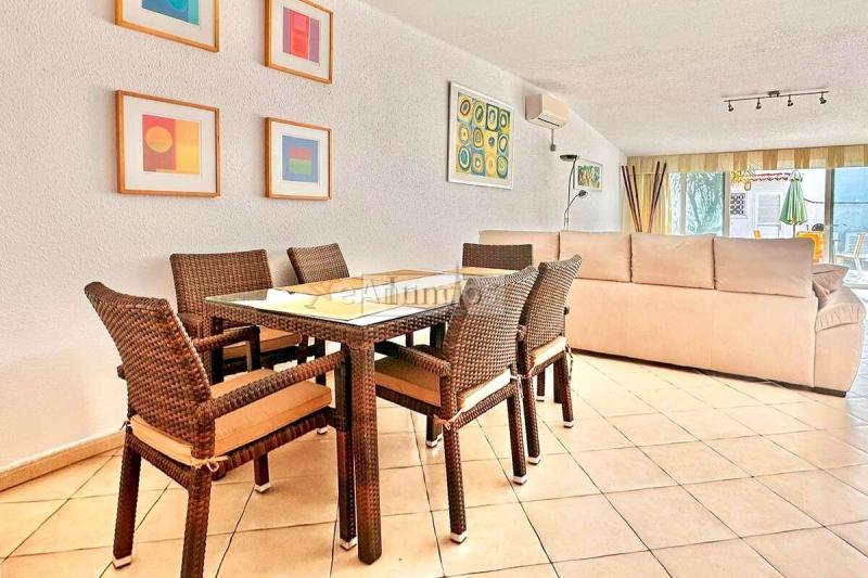 Villa en primera línea de mar en Parque Santiago 1, Playa de las Américas