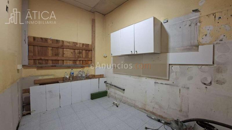Alquiler de local comercial, Gran Vía, Salamanca.
