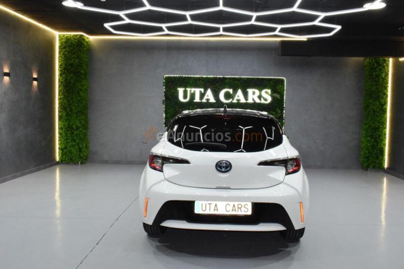 Toyota Corolla 1.8 125H ACTIVE TECH E-CVT