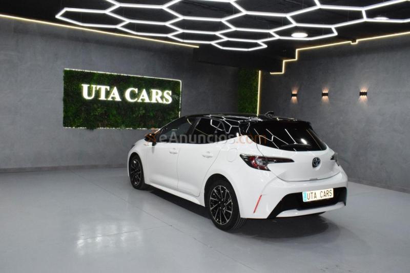 Toyota Corolla 1.8 125H ACTIVE TECH E-CVT