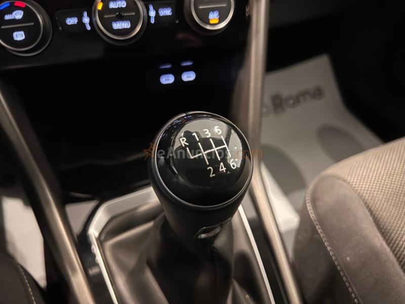 Volkswagen T-Roc R-LINE TSI 150cv. SOLO 60.000km