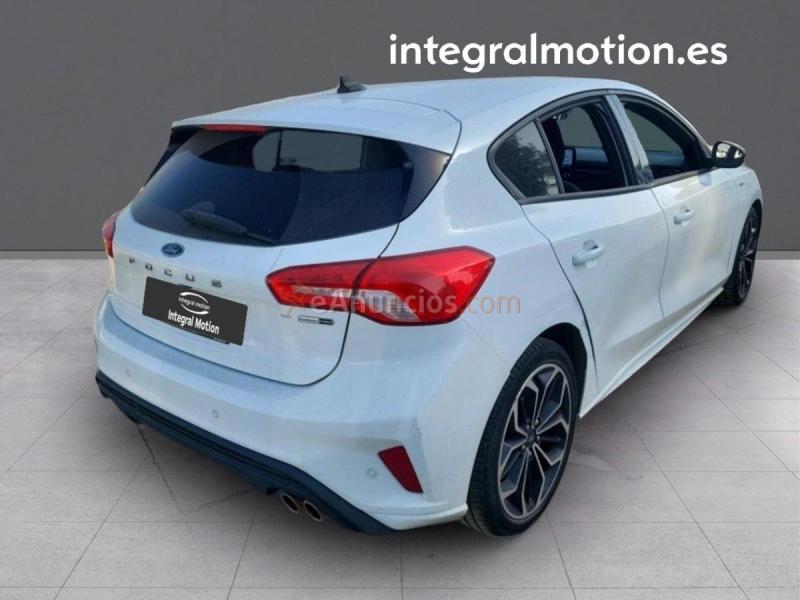Ford Focus 1.0 Ecoboost MHEV 92kW ST-Line