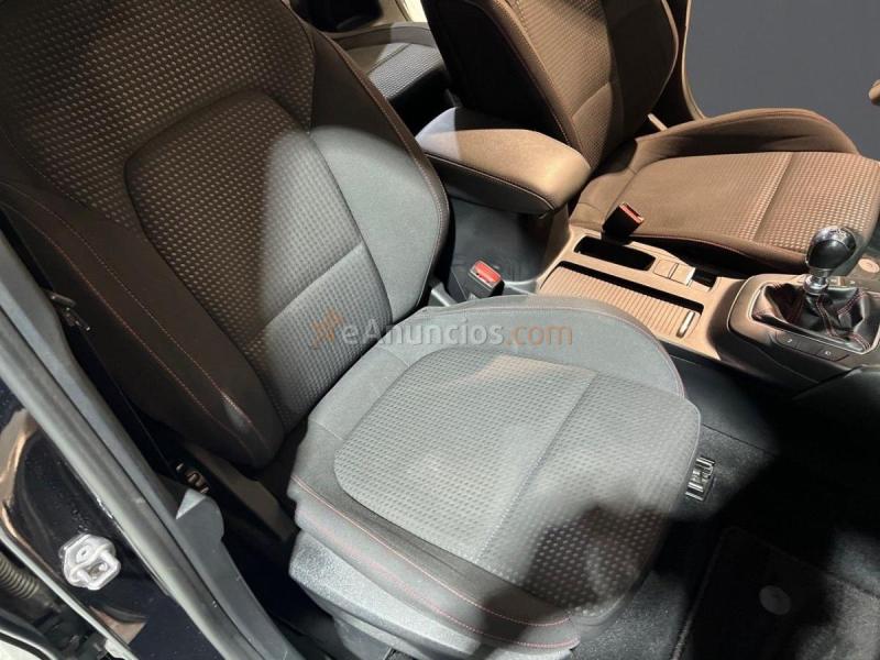 Ford Focus 1.0 Ecoboost MHEV 92kW ST-Line