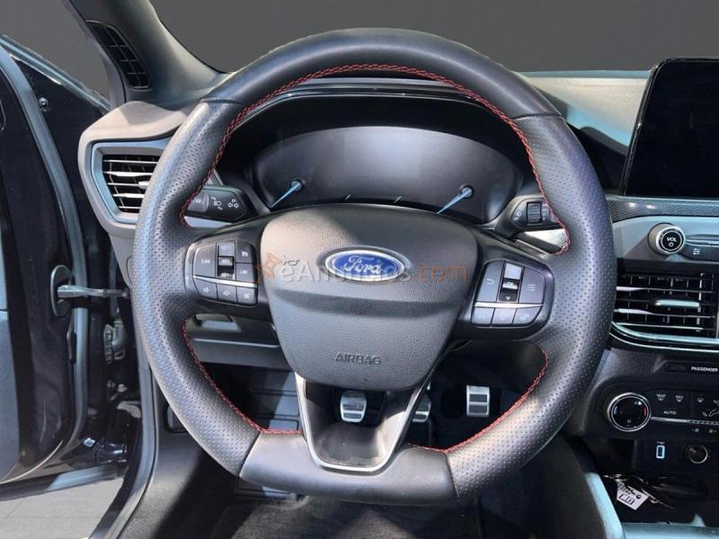 Ford Focus 1.0 Ecoboost MHEV 92kW ST-Line