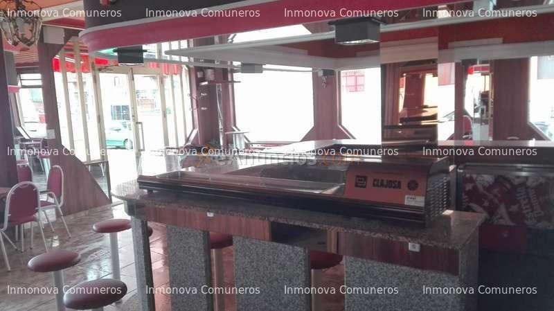 SALAMANCA por zona Garrido, Bar en funcionamiento.