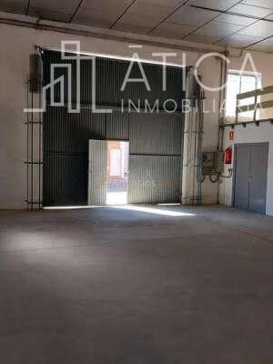 Nave en venta