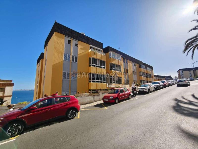 Piso de 3 dormitorios para reformar en Casablanca, Las Palmas de Gran Canaria