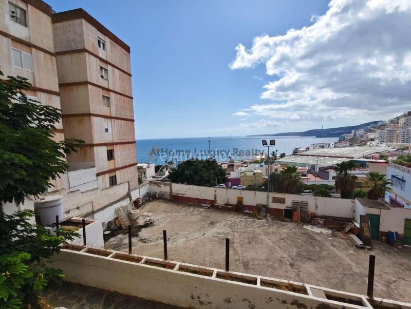 Piso de 3 dormitorios para reformar en Casablanca, Las Palmas de Gran Canaria