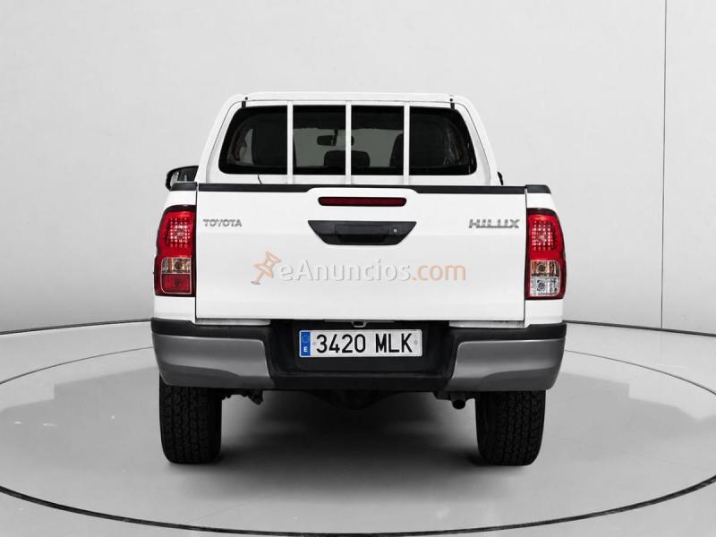 Toyota Hilux 2.4 D-4D Doble Cabina GX 110 kW (150 CV)