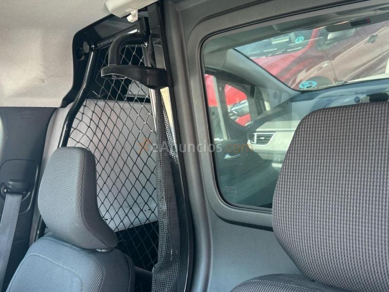 Renault Kangoo 1.5 BLUE DCI 70KW 95 4P