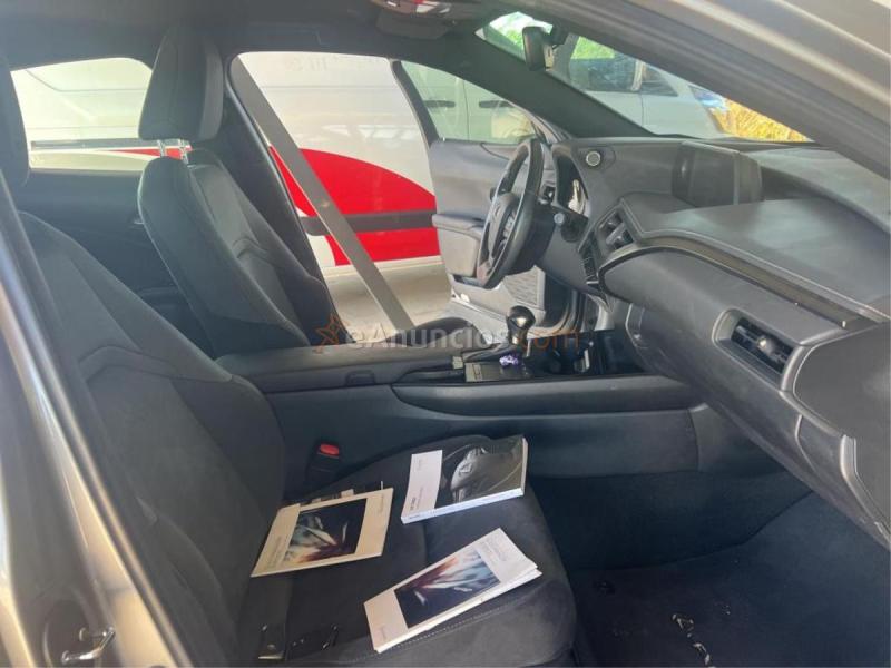 Lexus UX 2.0 250H BUSINESS AUTO 184 5P